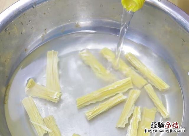 15分钟泡软 腐竹怎么泡最快最松软凉拌腐竹