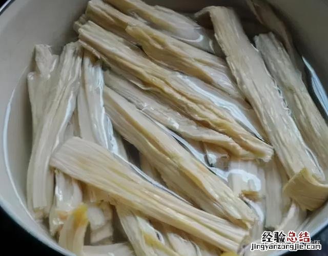 15分钟泡软 腐竹怎么泡最快最松软凉拌腐竹