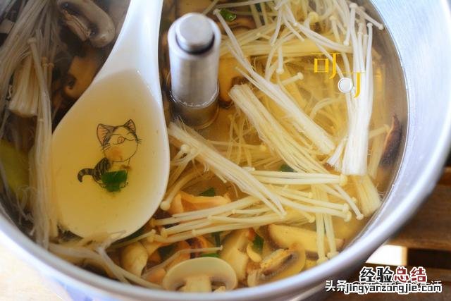 墨鱼干炖汤怎么发挥他的鲜味 墨鱼干怎么做好吃 家常做法