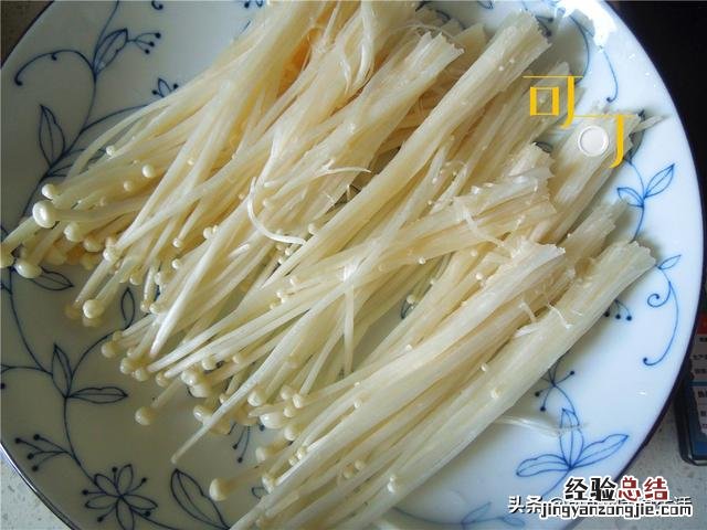 墨鱼干炖汤怎么发挥他的鲜味 墨鱼干怎么做好吃 家常做法