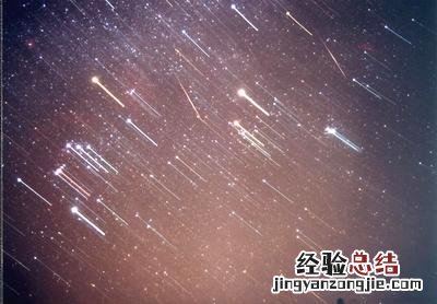 天空中为什么会出现流星雨 流星雨是怎么形成的