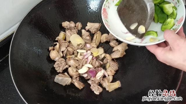 鸭肉这样做吃起来滋味简直美翻了 鸭子怎么做好吃又简单的做法