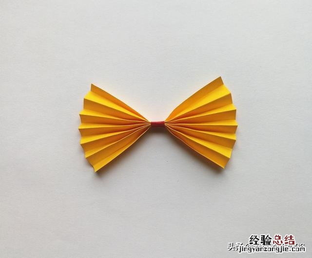 幼儿园厚卡纸做蝴蝶结教程 怎么折蝴蝶结简单又漂亮