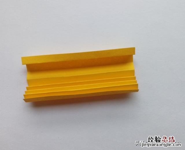 幼儿园厚卡纸做蝴蝶结教程 怎么折蝴蝶结简单又漂亮