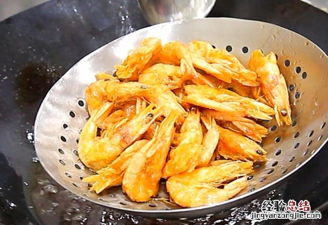 为什么饭店做基围虾不去虾线 基围虾怎么做好吃香辣虾