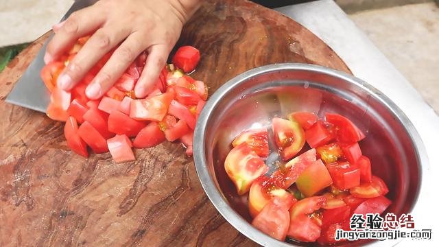 荆芥最好吃的4种做法 荆芥怎么吃有什么功效