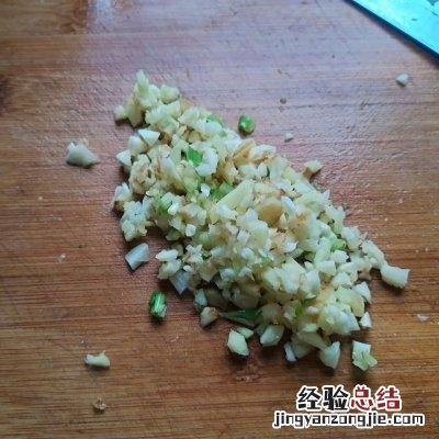 蒜蓉螃蟹蒸粉丝的做法 青蟹怎么做好吃又简单