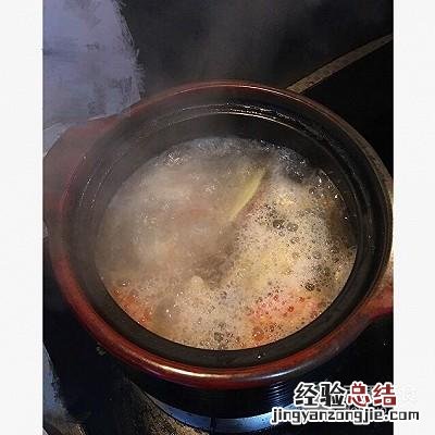 莲藕排骨汤的做法 莲藕排骨汤怎么做好喝