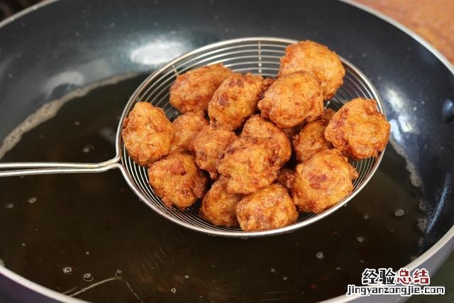 炸酥肉丸子的正确方法 肉丸子怎么做好吃