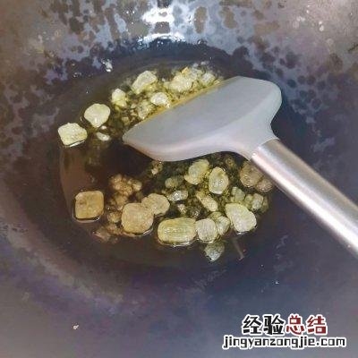 红烧牛排骨最简单的做法步骤 牛排骨怎么做好吃又简单红烧牛排