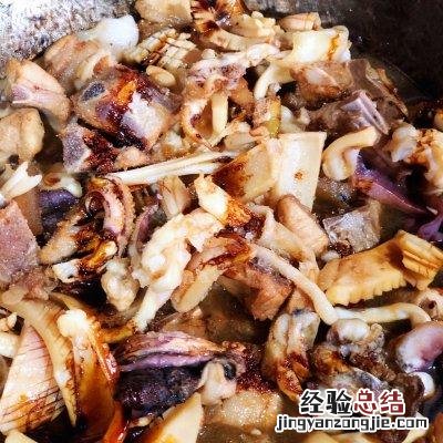 鲜墨鱼烧排骨和墨鱼干烧肉中午刚做完 墨鱼干怎么吃最有营养