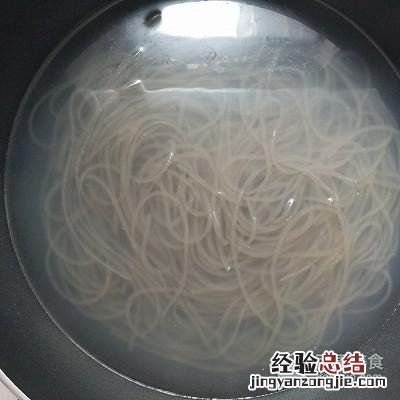 酸辣粉的做法最正宗的做法 怎么样做酸辣粉才好吃