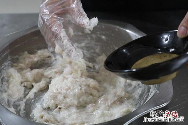 鱼肉馅饺子的做法最正宗的做法 鱼肉馅饺子怎么做好吃