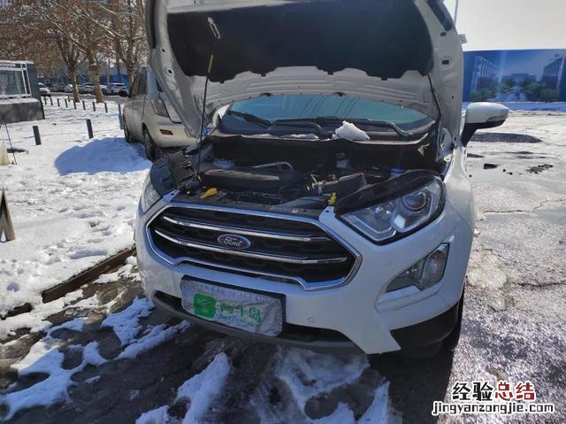 这配置简直是小型SUV中的天花板 福特翼搏怎么样 值得购买吗