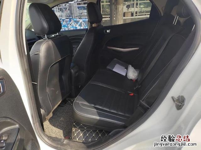 这配置简直是小型SUV中的天花板 福特翼搏怎么样 值得购买吗