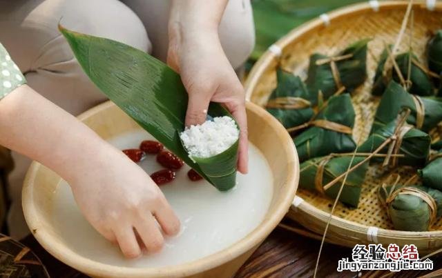 煮了的剩余粽子叶的处理方法 粽叶怎么处理才好用