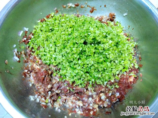 驴肉水饺和什么菜是最佳搭档 驴肉饺子怎么做不腥