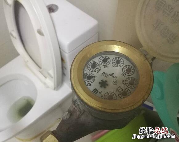 水表上的5个黑色的数字代表什么 数字水表怎么看图解