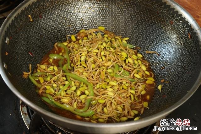 自己在家发豆芽的全部过程 黄豆芽怎么发最快又好又粗的技巧