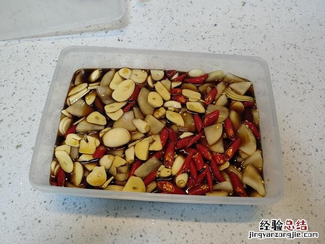 酒店酸甜萝卜的腌制方法 萝卜怎么腌好吃又脆家常做法