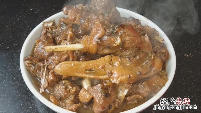 正宗川味鹅肉的吃法 白切鹅肉怎么样做比较好吃