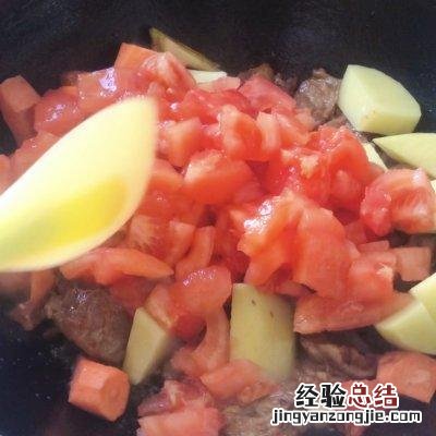 西红柿烧牛腩的做法最正宗的做法 西红柿牛腩怎么做好吃又简单