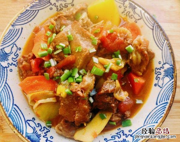西红柿烧牛腩的做法最正宗的做法 西红柿牛腩怎么做好吃又简单