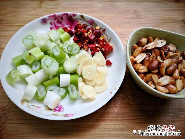 宫保鸡丁的做法步骤图片 宫爆鸡丁怎么做宫爆鸡丁的做法