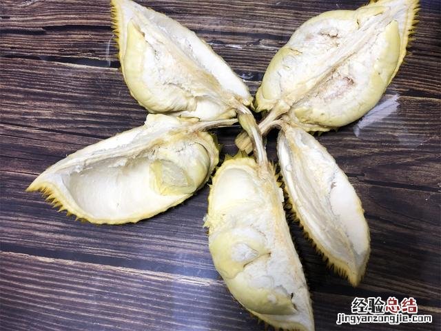 正确挑选榴莲的方法和窍门 榴莲怎么选择技巧