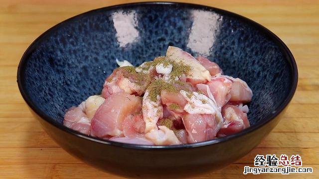 今天教大家正宗辣子鸡做法 辣子鸡怎么做好吃家常做法
