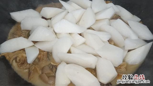 夏天清炖羊肉最正宗的做法 羊肉怎么做好吃而且没有腥味