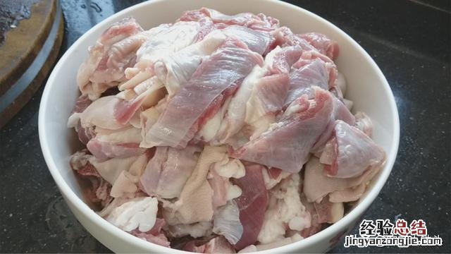 夏天清炖羊肉最正宗的做法 羊肉怎么做好吃而且没有腥味