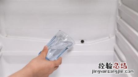 冰箱老是结冰教你几招彻底解决 冰箱为什么结冰厉害怎么解决