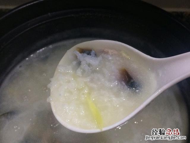 早上花15分钟做一份皮蛋瘦肉粥 皮蛋瘦肉粥怎么做不腥