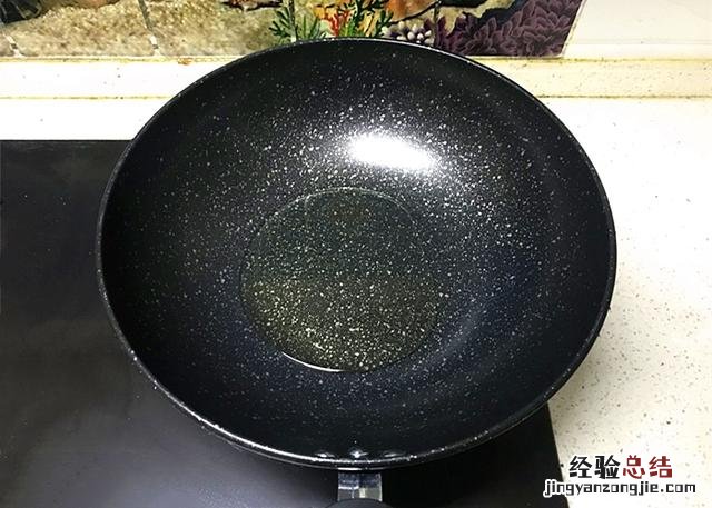 新不粘锅最佳开锅步骤 不粘锅第一次使用的正确方法