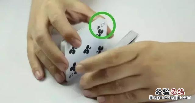 入门基础扑克牌魔术教学 扑克牌魔术教程简单易学