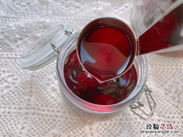 几十年经验的老师傅教你泡杨梅酒 杨梅酒怎么泡制方法
