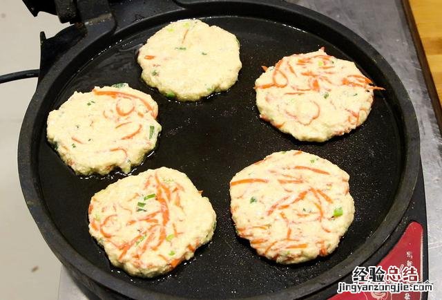 豆浆渣做饼的方法技巧 打豆浆打出来的豆腐渣怎么吃