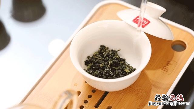 一分钟学会铁观音8大冲泡步骤 铁观音冲泡方法和时间