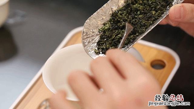 一分钟学会铁观音8大冲泡步骤 铁观音冲泡方法和时间