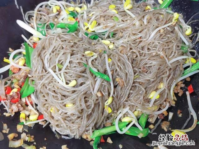 粉条黄豆芽怎么炒好吃窍门 粉丝黄豆芽怎么做好吃