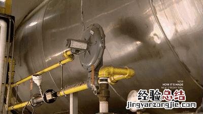 一分钟带你了解巧克力的制作过程 巧克力怎么做的 用料