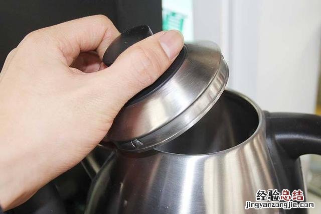 几分钟就能变干净 热水壶水垢如何清洗