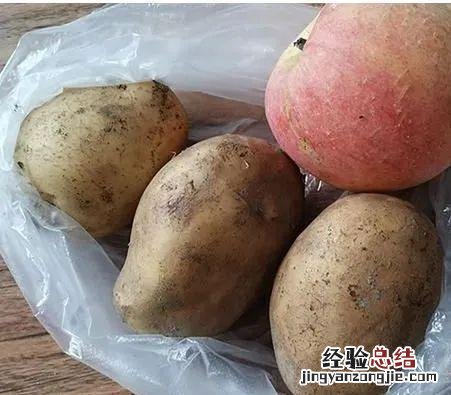 大量土豆保存最正确的方法 土豆怎么保存不发绿不长牙