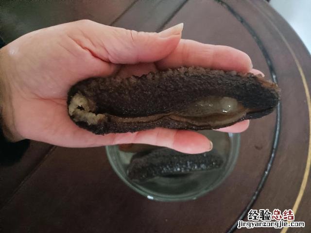 干海参泡发的简单正确方法 怎么样发干海参又大又肥