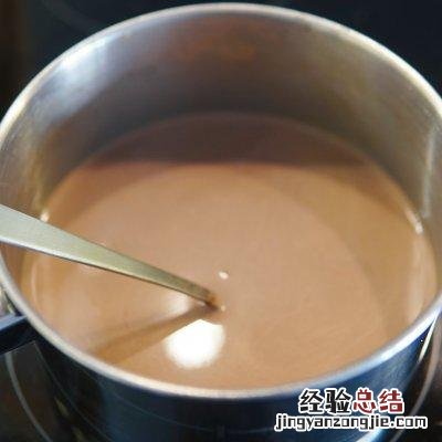 适合冬季喝的自制巧克力热饮 热巧克力怎么做简单