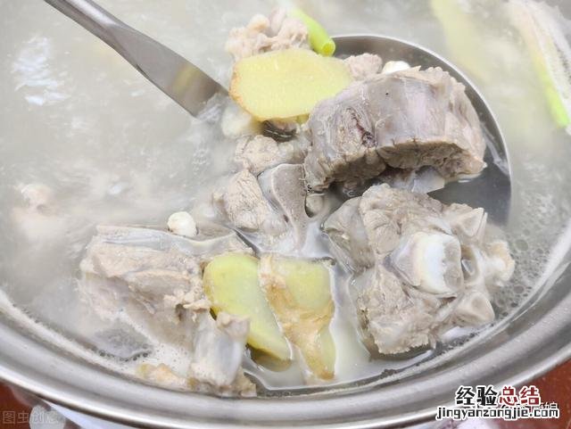 清炖羊肉放啥调料味道最好 羊排怎么炖好吃又烂没腥味