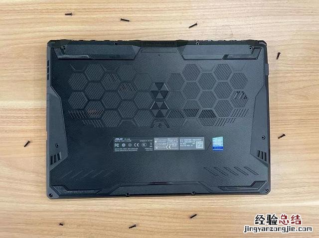 不清灰会不会导致电脑卡顿 怎么清理电脑灰尘