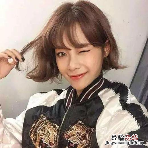 卷发棒的使用方法步骤图解 怎么样使用卷发棒卷头发