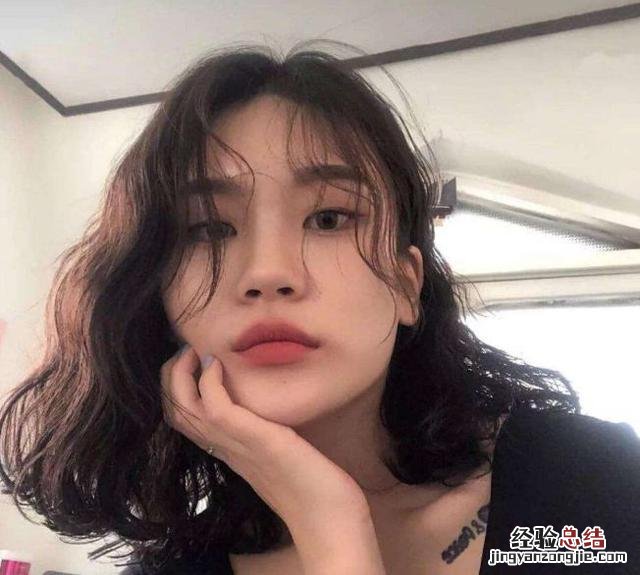卷发棒的使用方法步骤图解 怎么样使用卷发棒卷头发